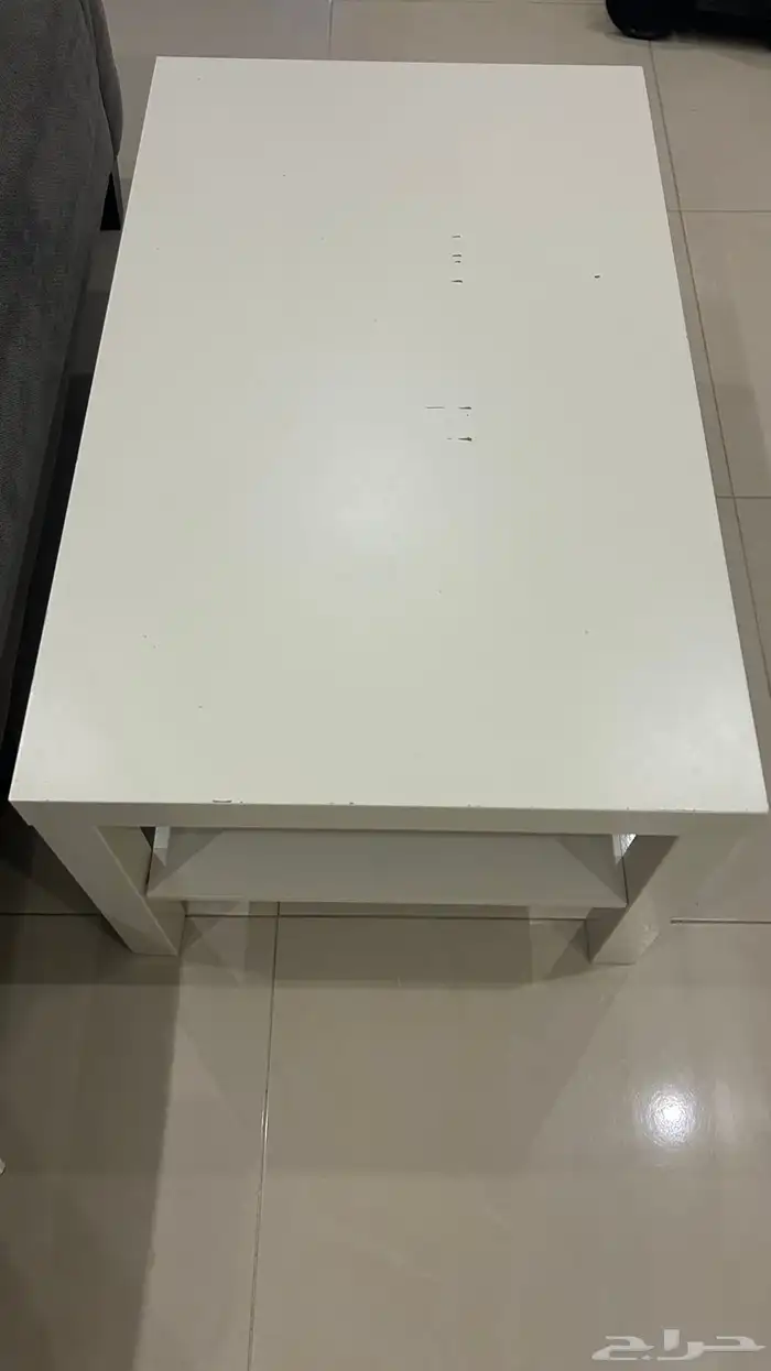طاوله من ايكيا للبيع 0