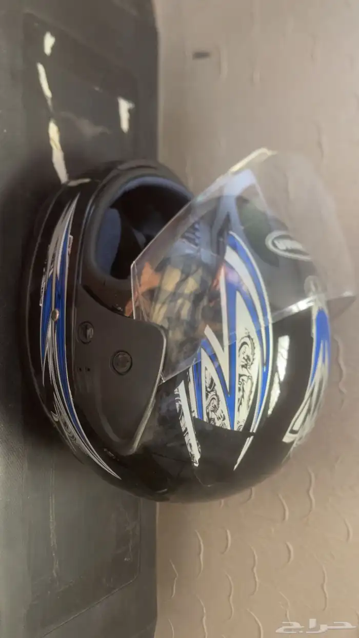 خوذة دباب وجاكيت سترة 0