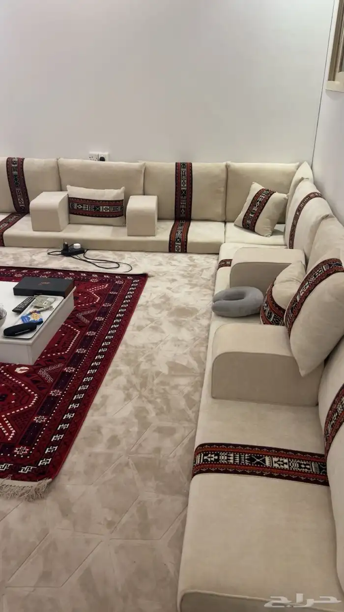 كنب ارضي للبيع 0