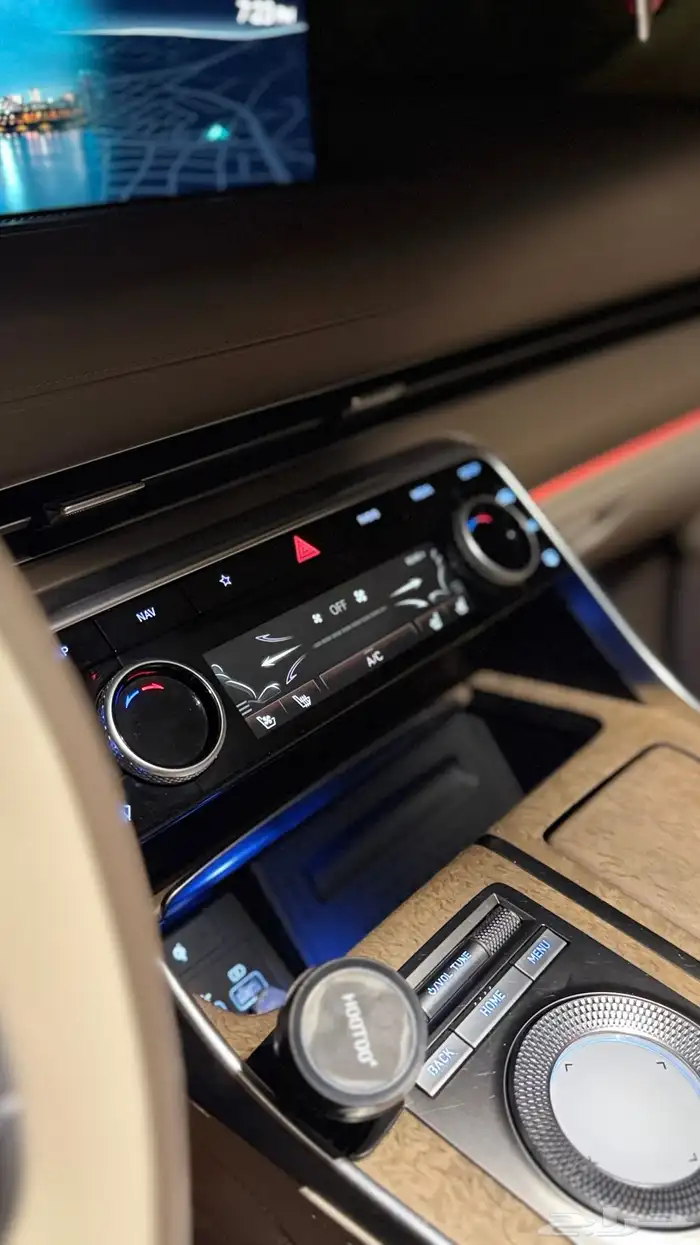 جنسس GV80 فل كامل رويال 2021 29