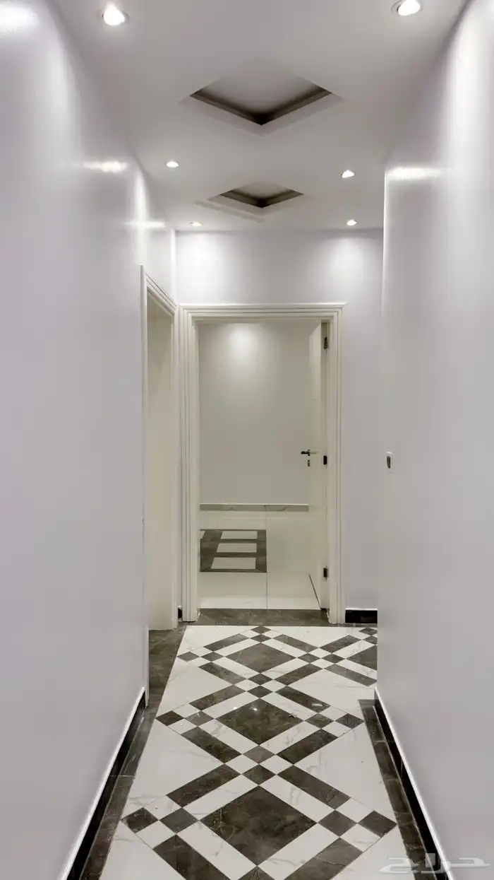 شقة راقية جدا  للإيجار السنوي 5