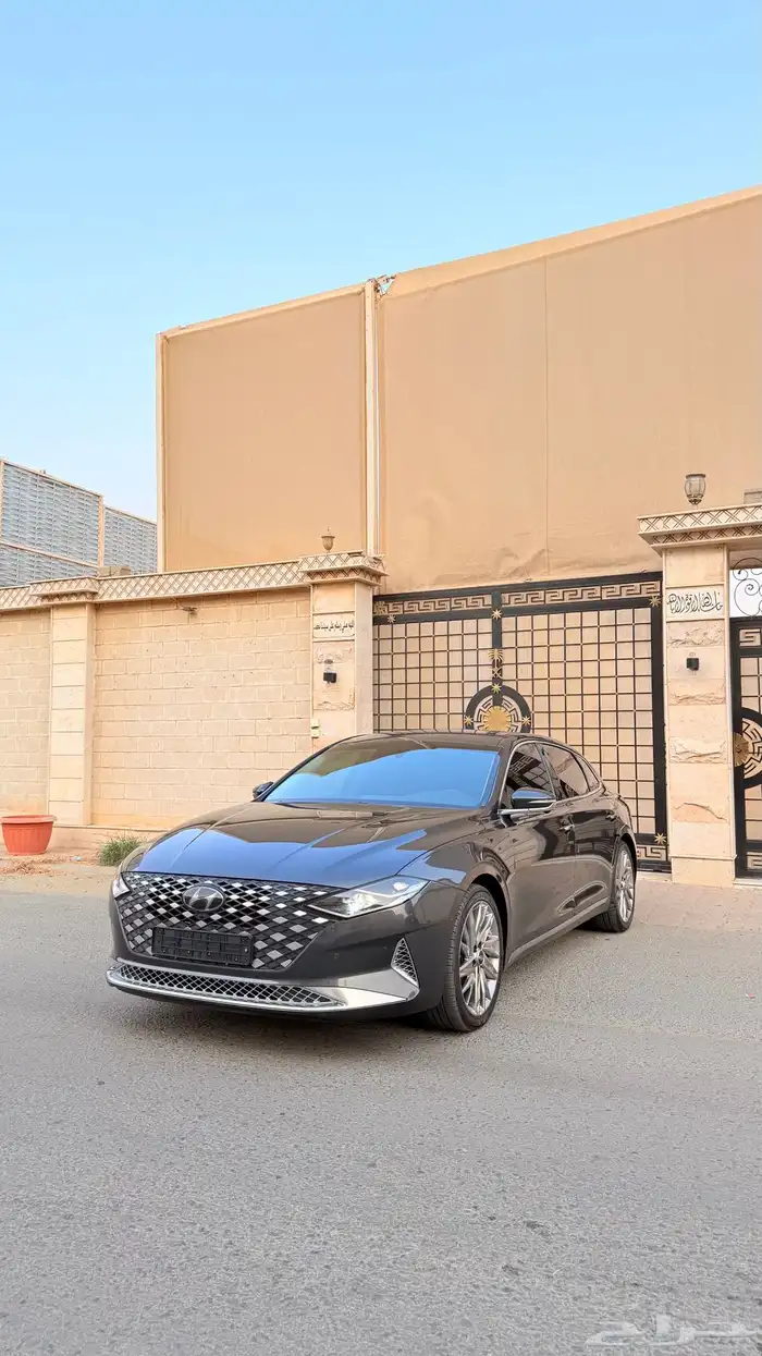 هونداي ازيرا 2022 ( بنزين 6V ) فل اوبشن مواصفات خاصة 1