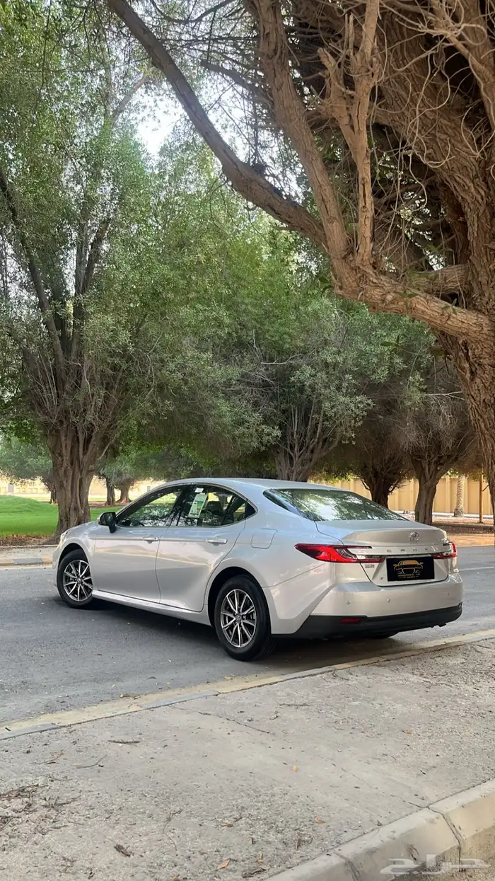 تويوتا كامري -2025 - E - ممشى قليل - شبه وكالة 10