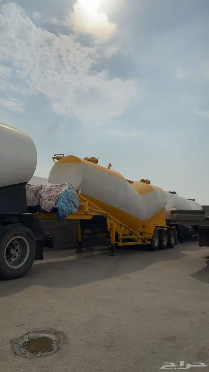 بلكر اسمنت للبيع مع كمبروسر 0