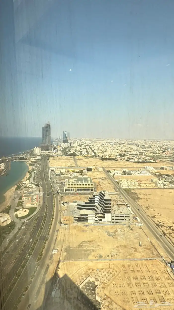 للبيع شقة فيرزاتشي في برج داماك جدة 21