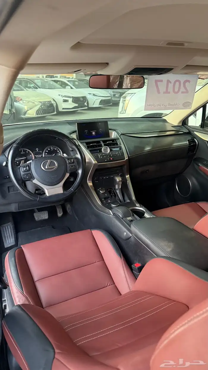 لكزس NX200 مديل 2017 بحالة الوكاله 7
