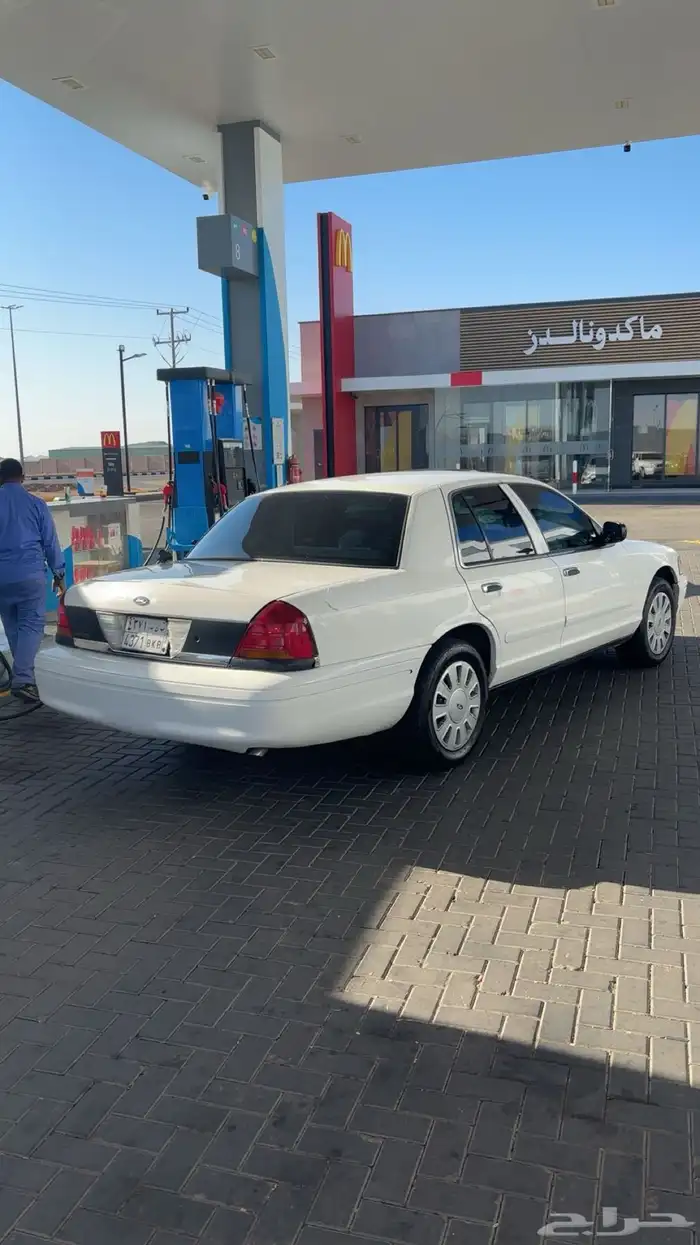 فورد فكتوريا 1