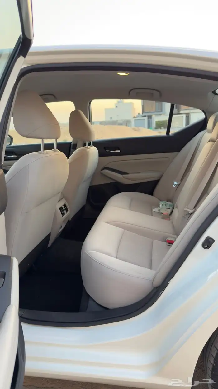 نيسان التيما 2021 ستاندر 25