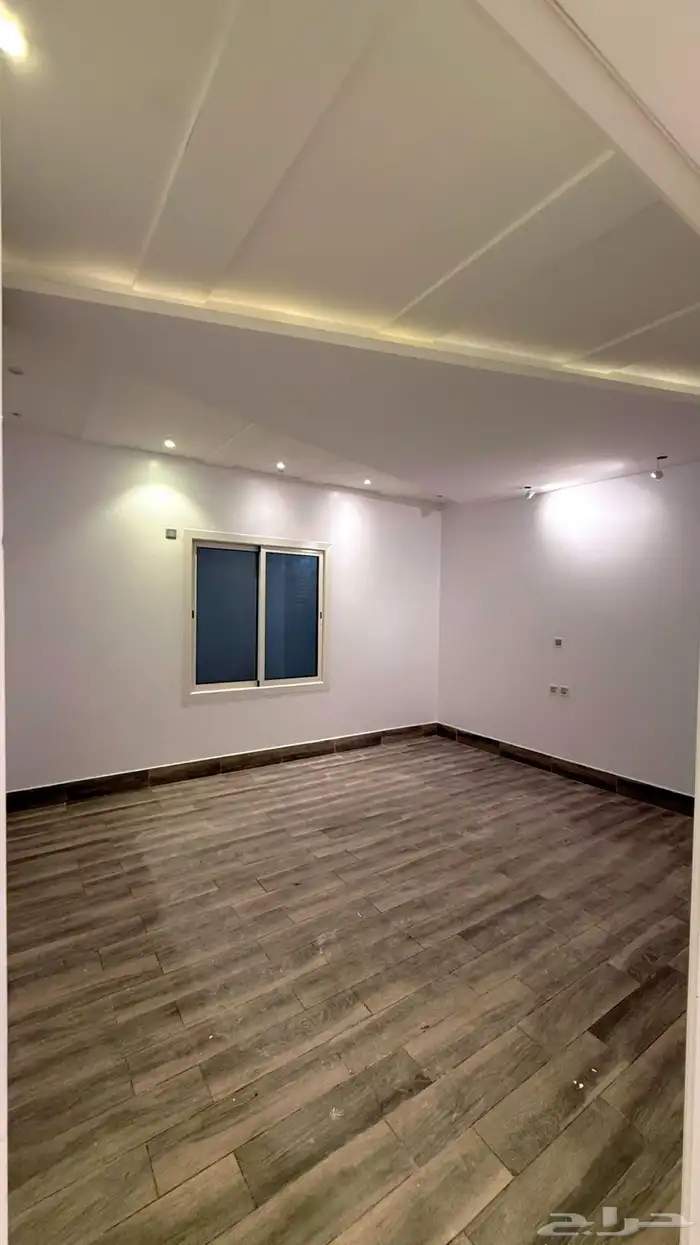 شقة راقية جدا  للإيجار السنوي 11