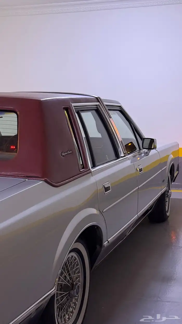 لينكولن تاون كار 1987 2