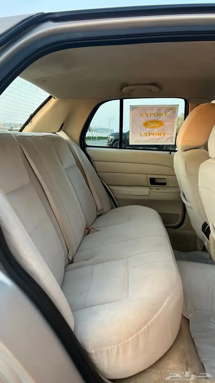 فورد كراون فكتوريا (2012) 19