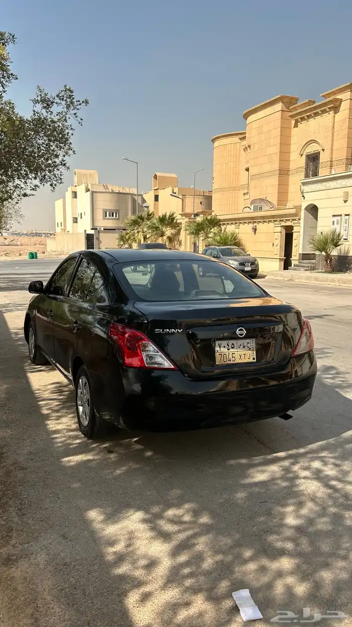 صني 2012 اللون اسود 6