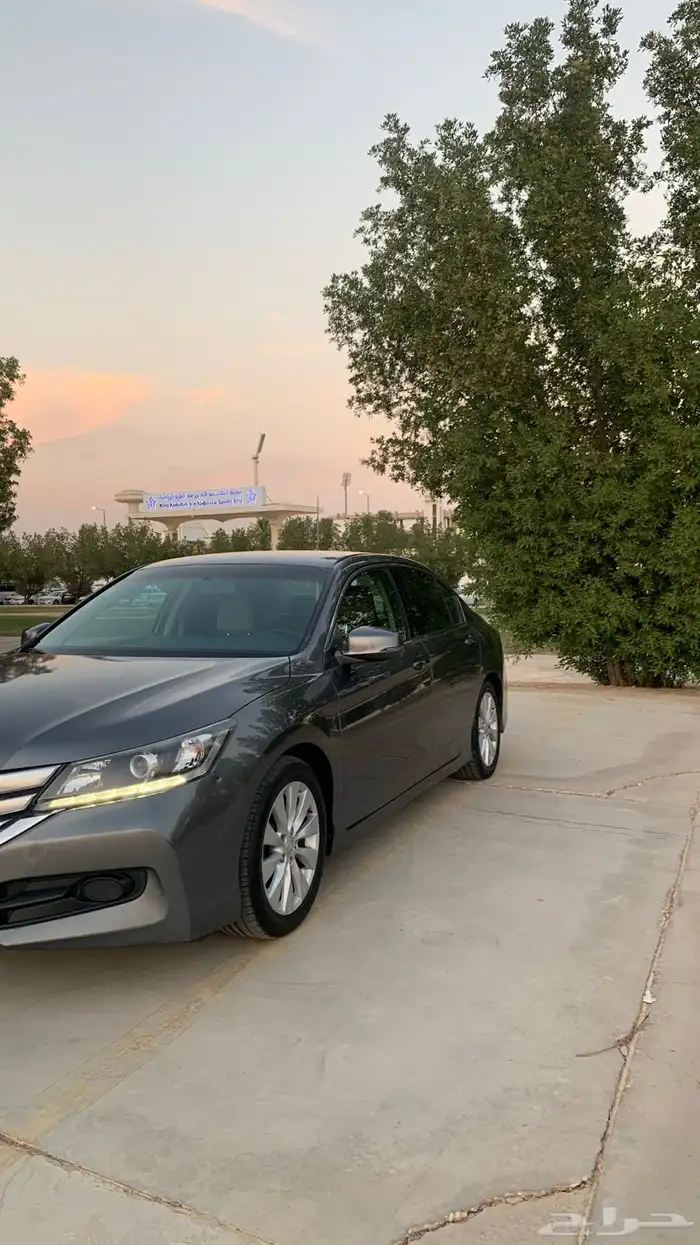 للبيع اكورد مديل 2016 5