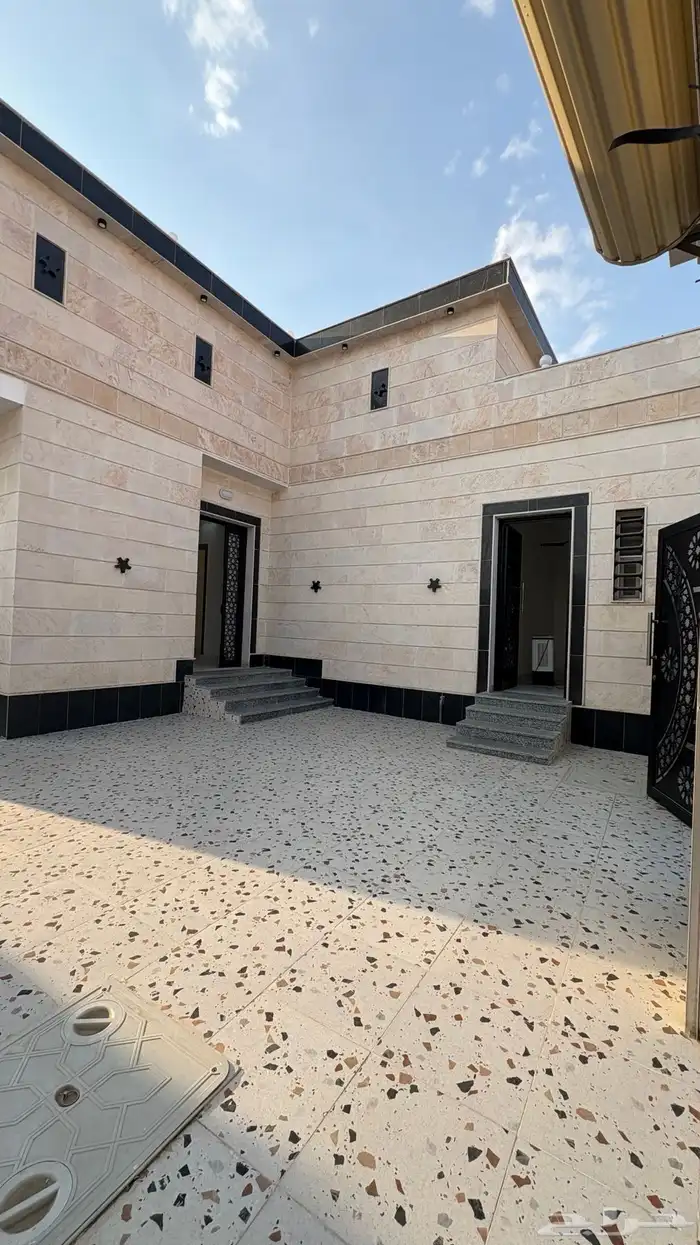 فيلا دور للبيع بحره مخطط بن لادن 2