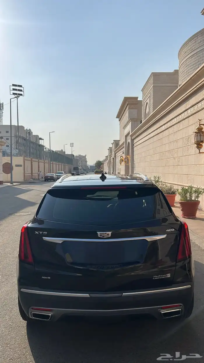 للبيع جيب كاديلاك 2021 بودي بلد 12