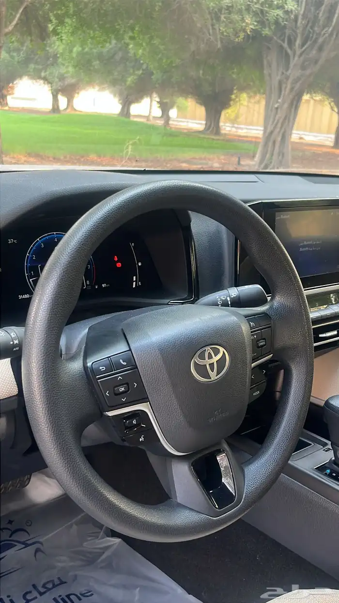 تويوتا كامري -2025 - E - ممشى قليل - شبه وكالة 42