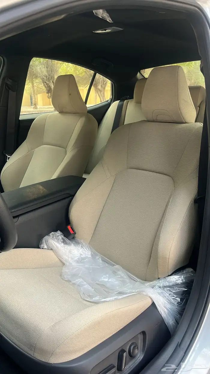 تويوتا كامري -2025 - E - ممشى قليل - شبه وكالة 34