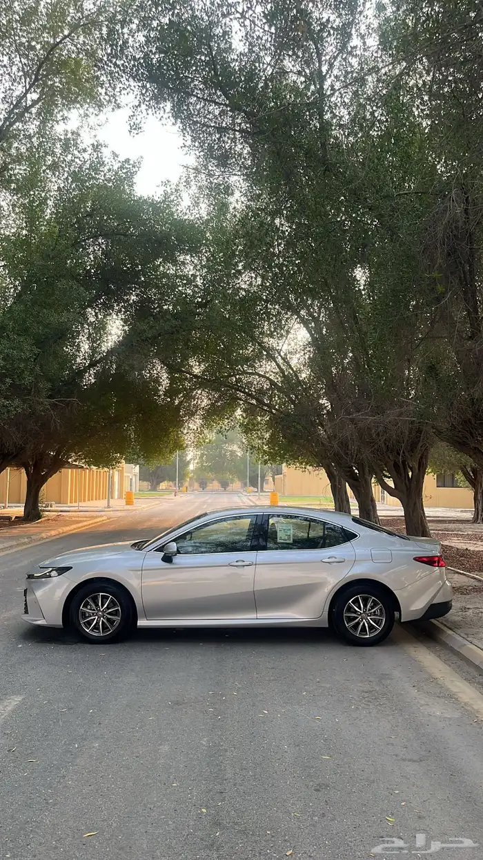 تويوتا كامري -2025 - E - ممشى قليل - شبه وكالة 15