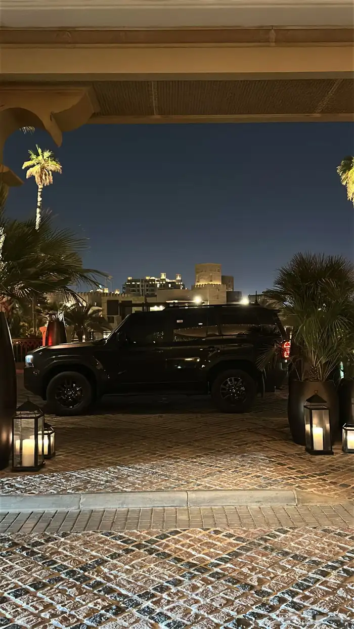 برادو TxL3 ماشي45 الف باقي بكياس الوكالة تشيكات في الوكالة 5