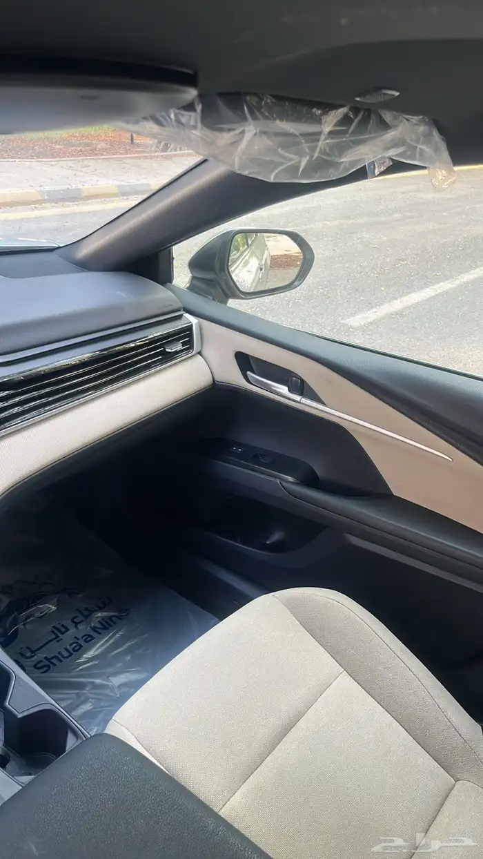 تويوتا كامري -2025 - E - ممشى قليل - شبه وكالة 37