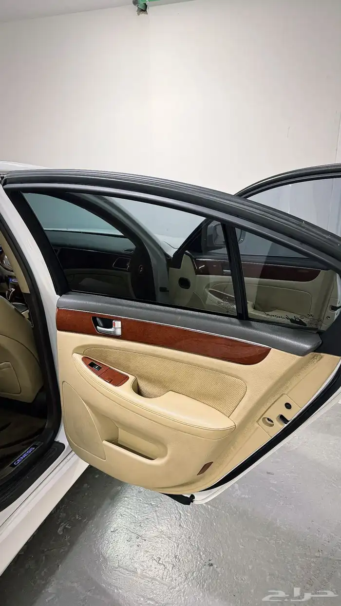 جنسس جينسس جينيسس G80 2014 15