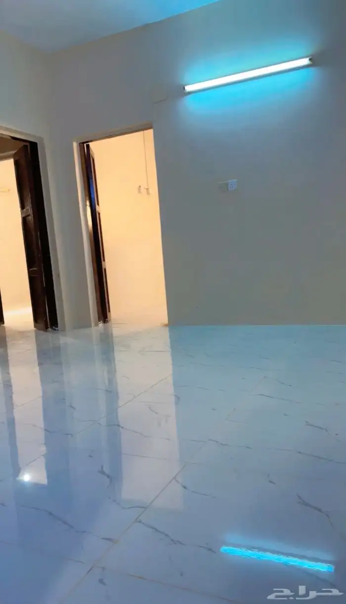 شقة للإيجار في ابوعريش جنب ذيجن مول قريبه من مطاعم ومول 0