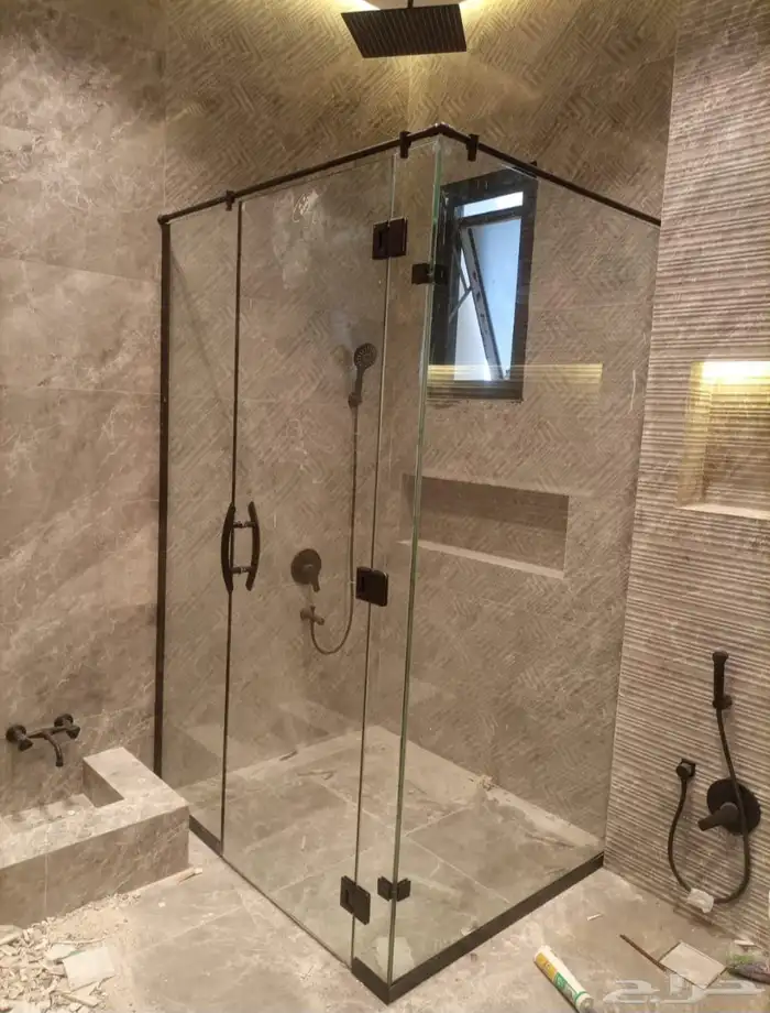 زجاج سيكريت درابزين السلم قزاز سيكوريت مكاتب زجاج وجهات زجاج 6