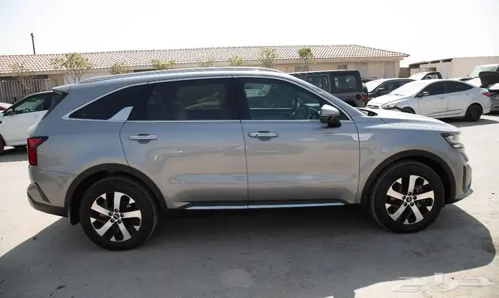 كيا سورينتو 23 GL جديده اصفار 7