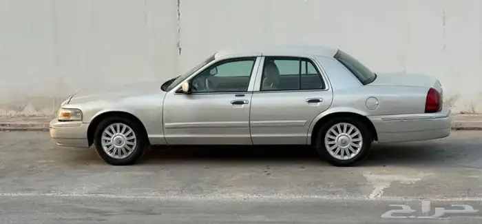 فورد ماركيز 2010 اللون سلفر 0