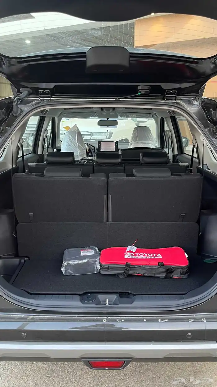 تويوتا فيلوز GLX 2025 عرض خاص 2