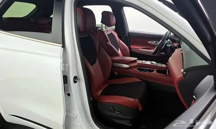 GV70 - جينيسيس 13