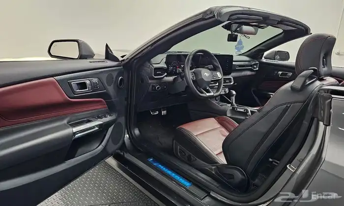 GT Premium Convertible 5.0 موستانج 9