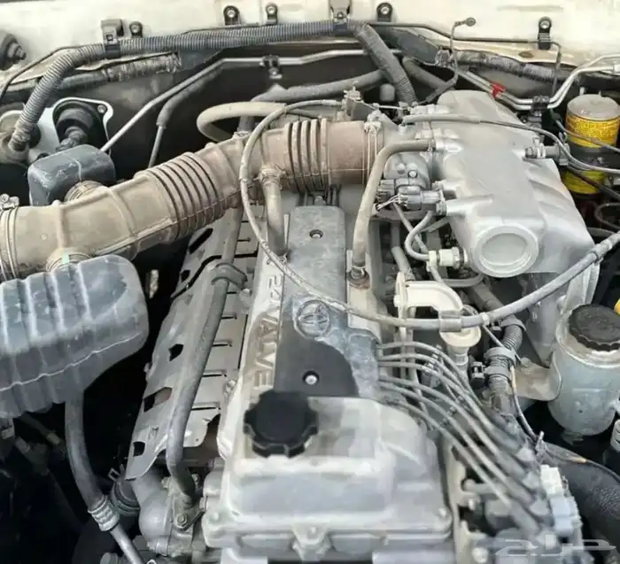 مكينة جيب جكسار 2006 نظيفة وشد بلد على وكالتها 0