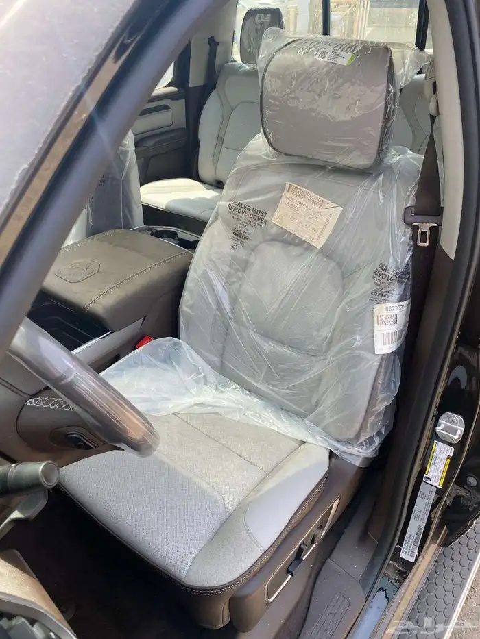 دودج رام 1500 لارامي موديل 2025 عروض نهاية السنه 9