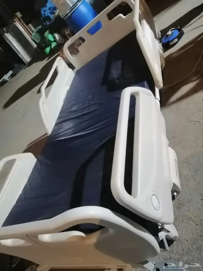 سرير طبي كهربائي 7