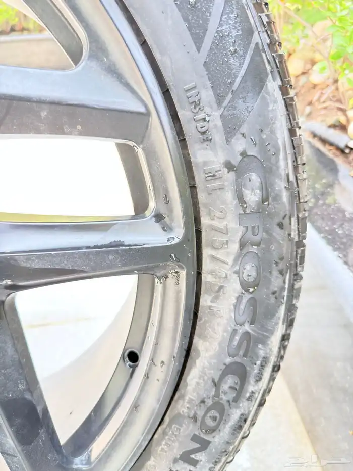 2 جنوط لاندروفر السعر 850 ريال -رقم الجوال- 0