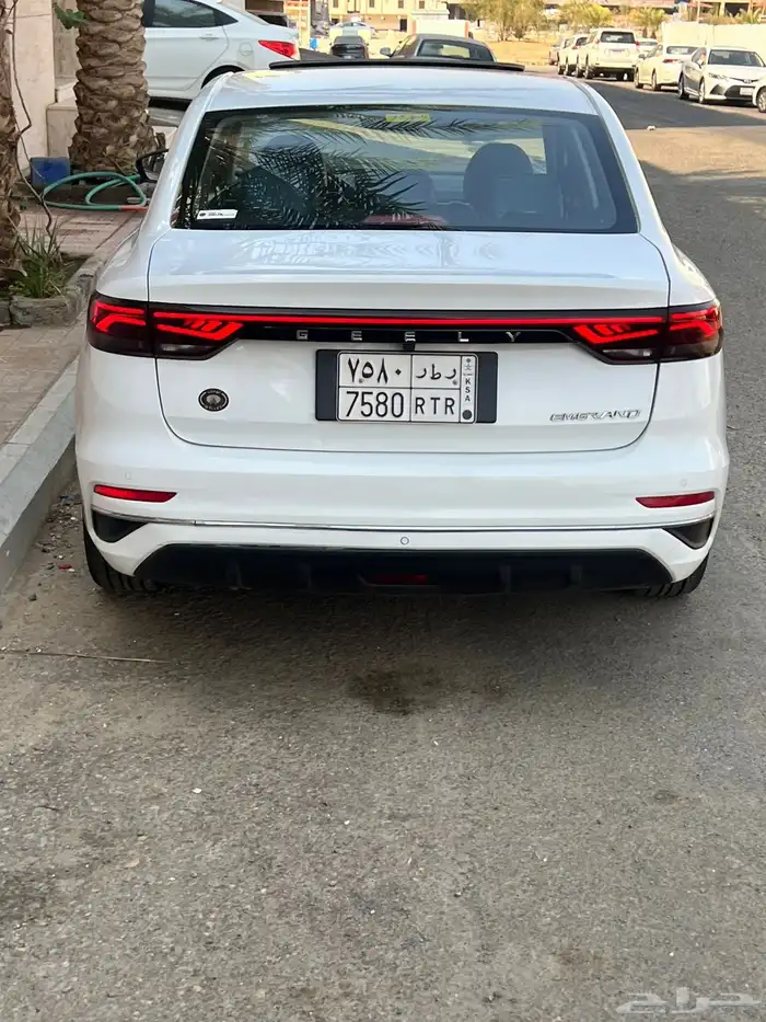 سيدان جيلي إمجراند 2023 54