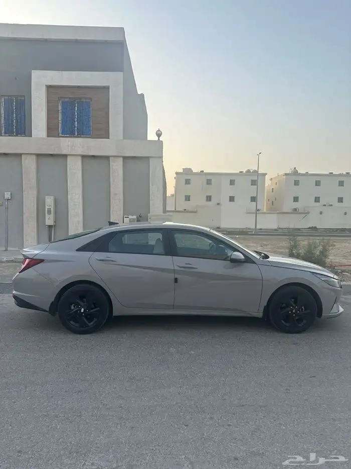 للبيع النترا مديل 2023 مكينه 2000 0