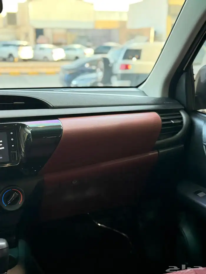 هايلوكس - 2025 - GLS - بسعر 107 الف 17