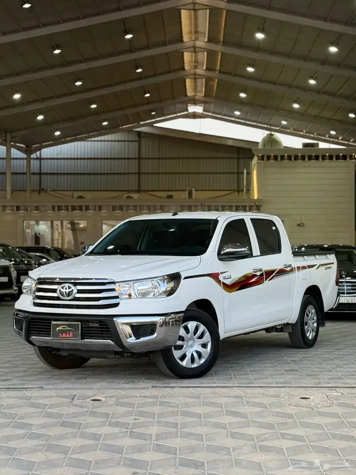 هايلوكس - 2025 - GLS - بسعر 107 الف 1