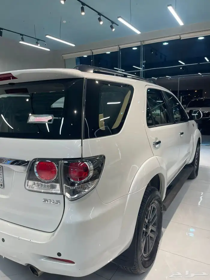 فورشنر ستيني فل كامل اتوماتيك 6 سلندر 2015 8