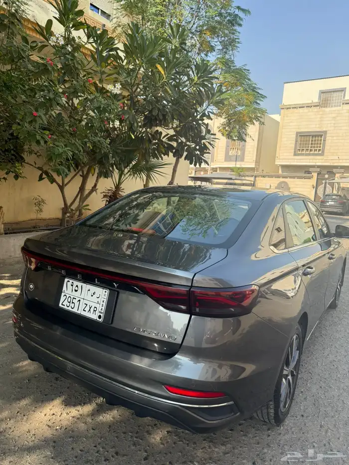 سيدان جيلي إمجراند 2023 41