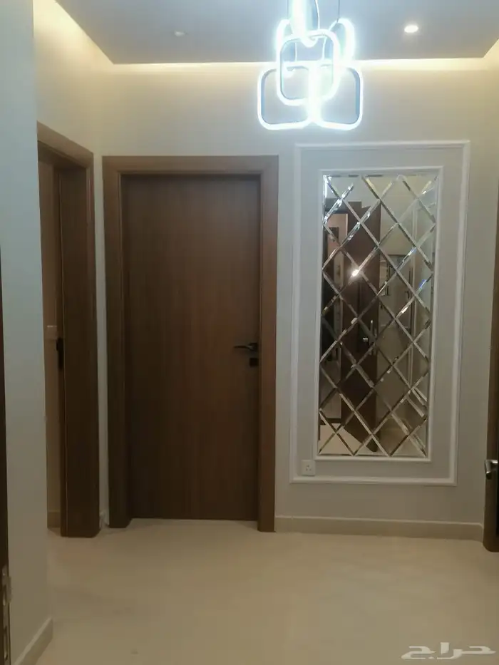 شقة فاخرة جديده للإيجار 1