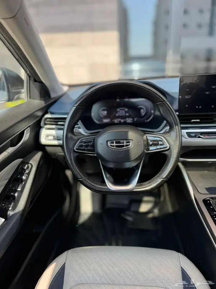 سيدان جيلي إمجراند 2023 3