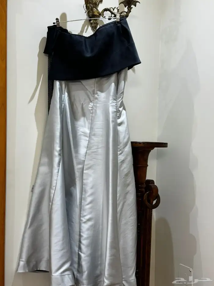 فستان فضي توب اسود 0