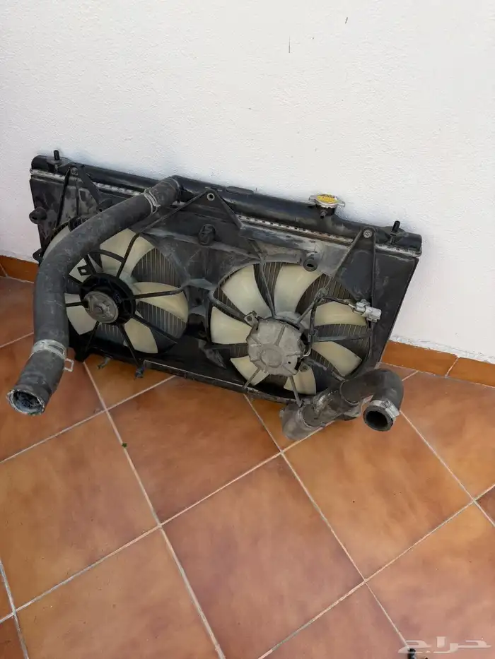 تم البيع رديتر دينسو كامل مع مراوح تويوتا اصلي كامري 98-2002 0