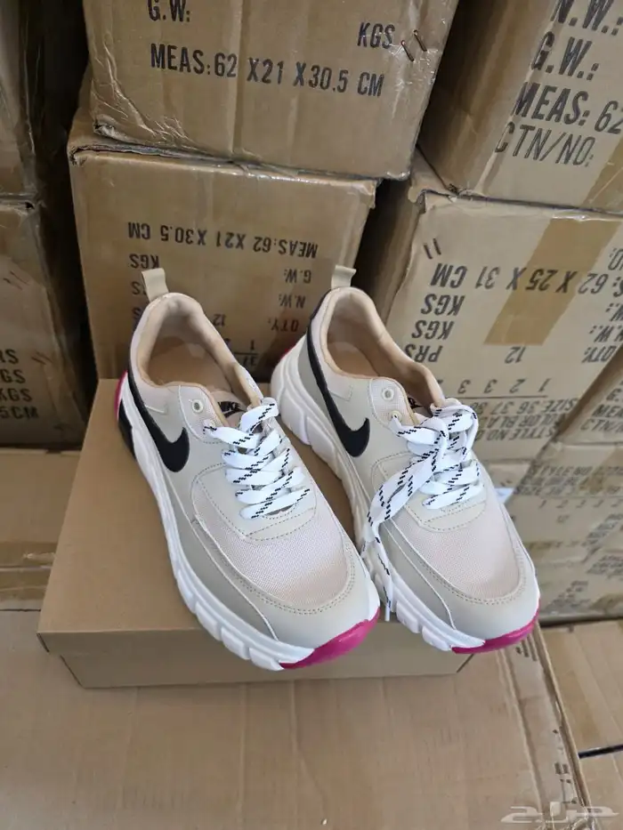 أحذية تقليد نايكي النسائية 10