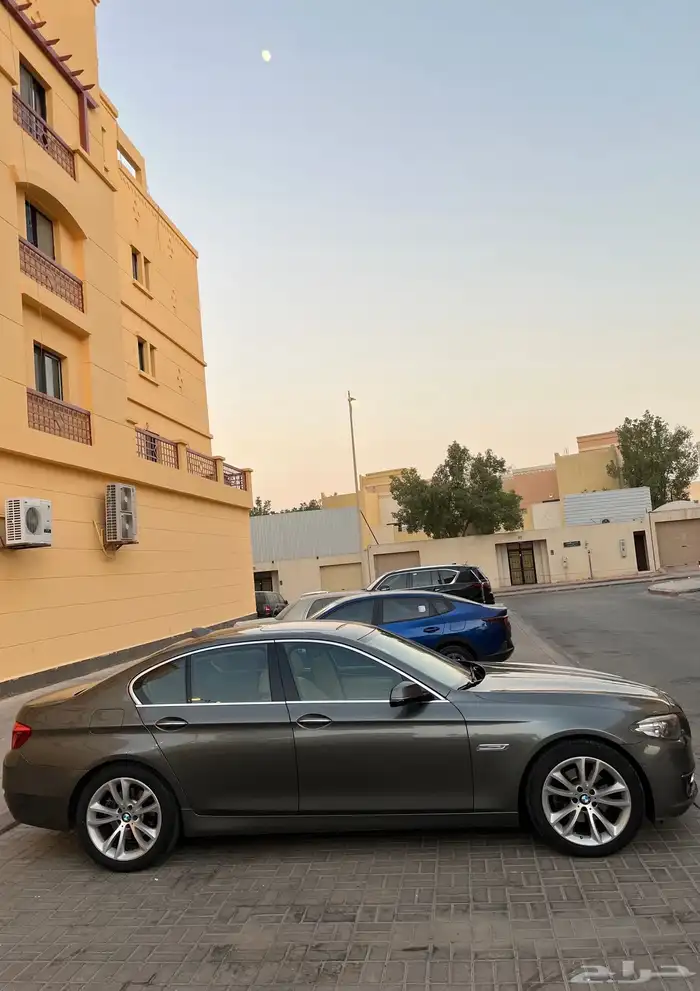 بي إم دبليو 528i 6