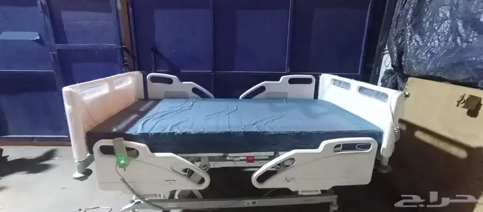 سرير طبي كهربائي 1