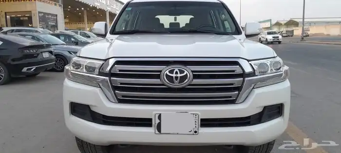 تويوتا لاندكروزر. 2020 جي اكس ار بنزين مكيفين ثلاجه 5